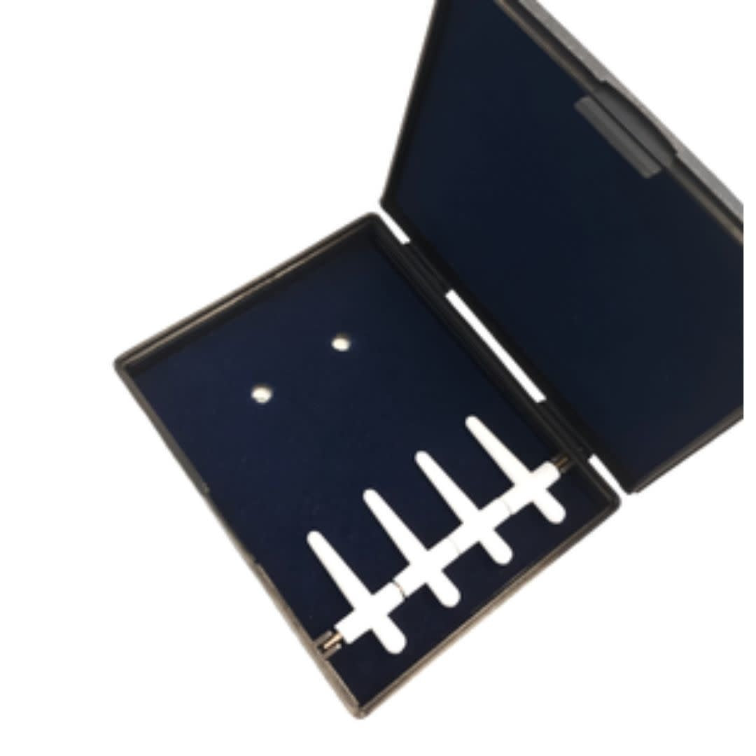 Fox Bassoon Reed Case, holds 4 (peg-style)